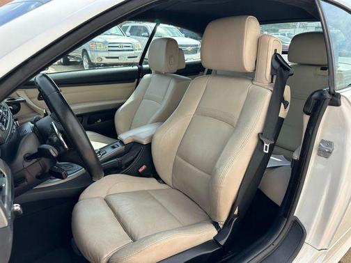 White Metallic 2013 BMW 328 i