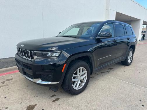 Diamond Black 2025 Jeep Grand Cherokee Laredo X