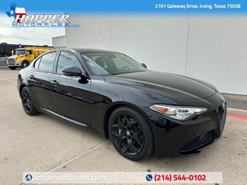 2021 Alfa Romeo Giulia Base