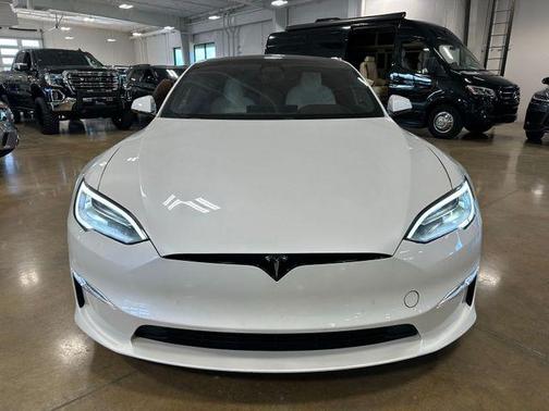 2021 Tesla Model S Plaid