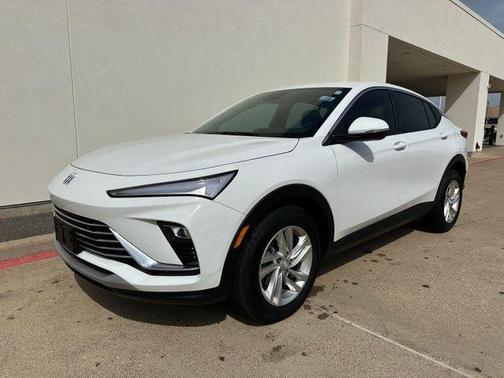 Summit White 2025 Buick Envista Preferred