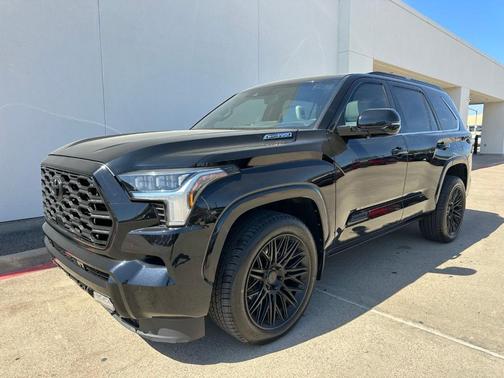 2023 Toyota Sequoia Capstone