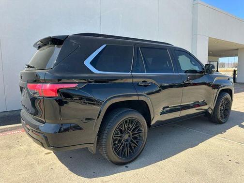 2023 Toyota Sequoia Capstone