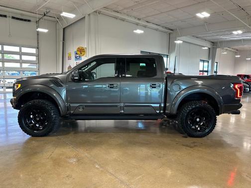Magnetic 2020 Ford F-150 Raptor