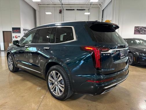 Emerald 2025 Cadillac XT6 Premium Luxury FWD