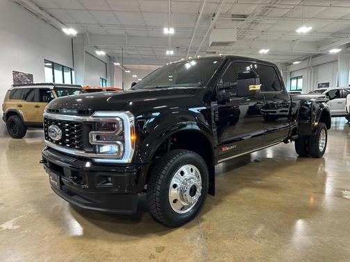 Black Metallic 2026 Ford F-450 Platinum