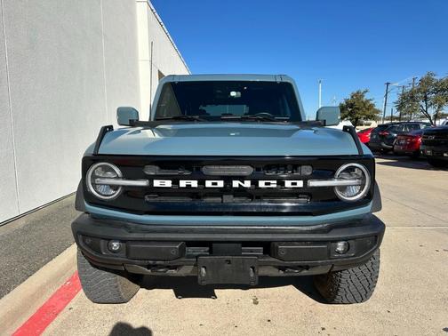 2023 Ford Bronco Outer Banks