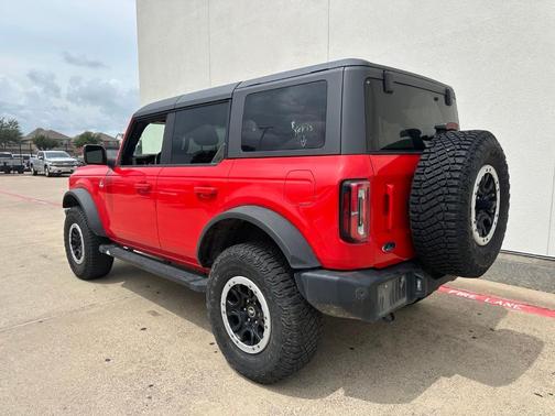 Race Red 2023 Ford Bronco Outer Banks