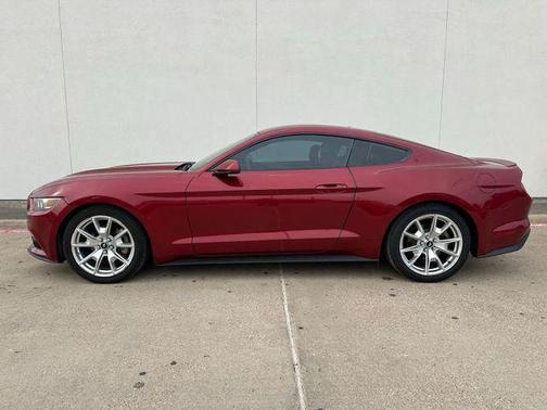 2015 Ford Mustang EcoBoost Premium