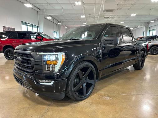 Black Metallic 2021 Ford F-150 XLT