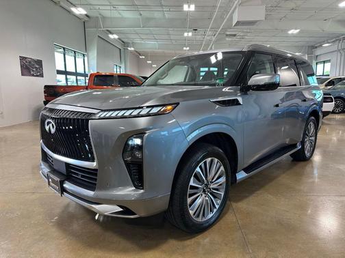 Metal 2025 INFINITI QX80 SENSORY