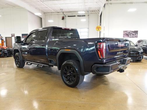 2024 GMC Sierra 2500 AT4