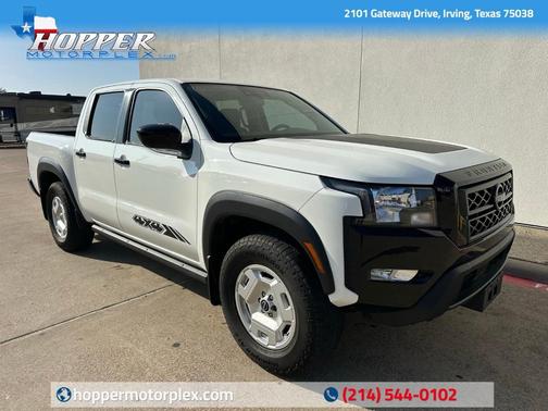 2024 Nissan Frontier SV