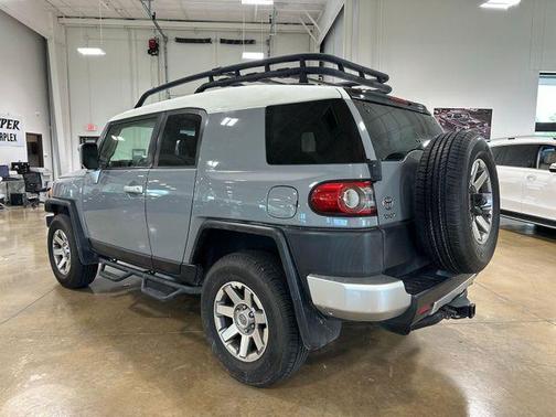 2014 Toyota FJ Cruiser Base