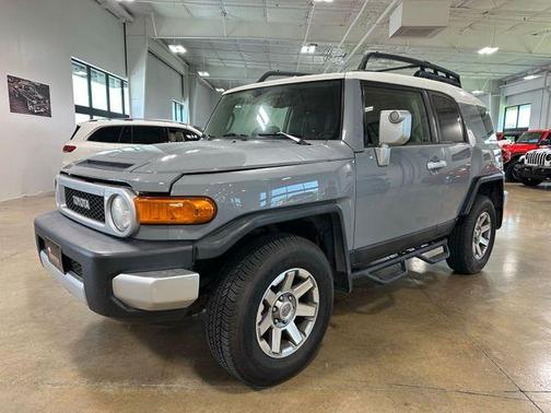 2014 Toyota FJ Cruiser Base