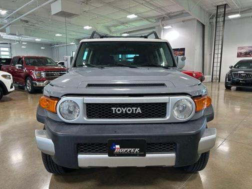 2014 Toyota FJ Cruiser Base