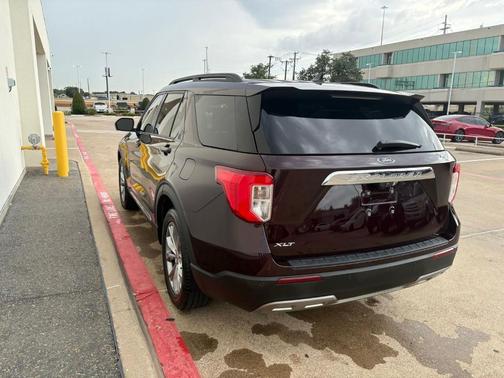 Red Metallic 2022 Ford Explorer XLT