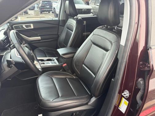 Red Metallic 2022 Ford Explorer XLT