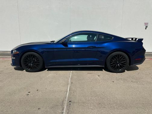 Kona Blue Metallic 2019 Ford Mustang GT