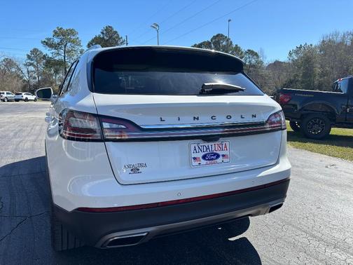 2021 Lincoln Nautilus Black Label