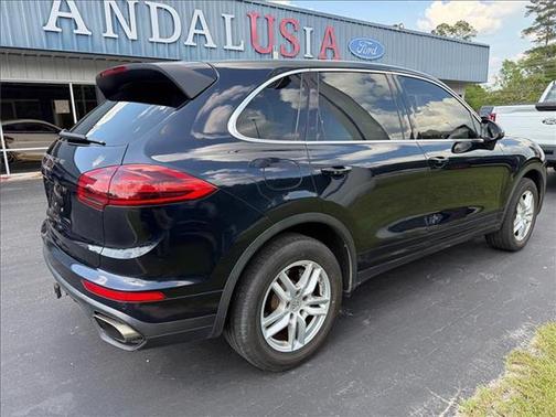 Moonlight Blue Metallic 2016 Porsche Cayenne Base