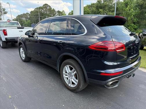 Moonlight Blue Metallic 2016 Porsche Cayenne Base