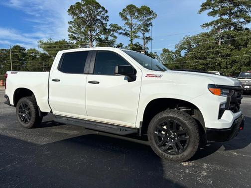 2023 Chevrolet Silverado 1500 Custom Trail Boss