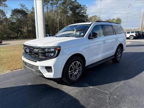 2025 Ford Expedition Active