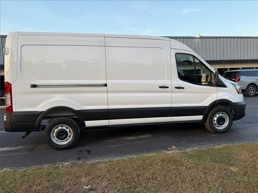 2026 Ford Transit-250 148 WB Medium Roof Cargo