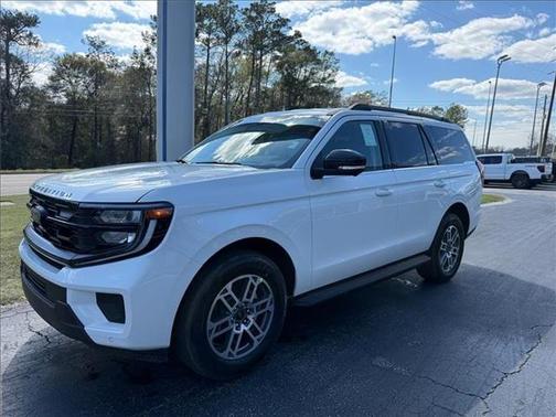 Star White 2026 Ford Expedition Active