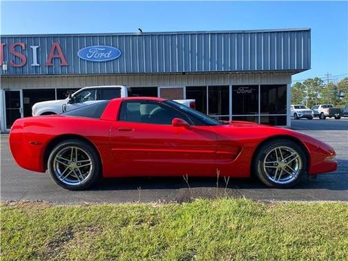 2002 Chevrolet Corvette Base