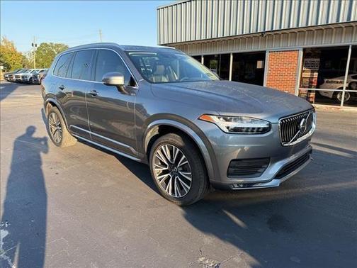 2020 Volvo XC90 T5 Momentum 7 Passenger
