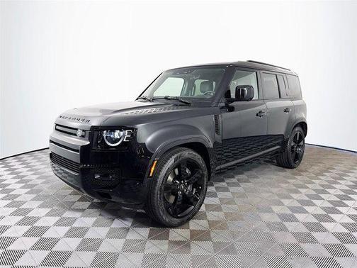 2025 Land Rover Defender P400 X-Dynamic SE
