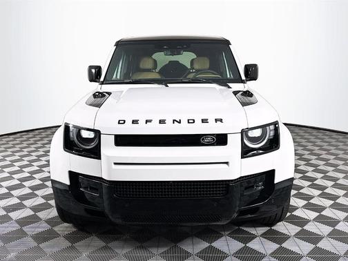 2026 Land Rover Defender 