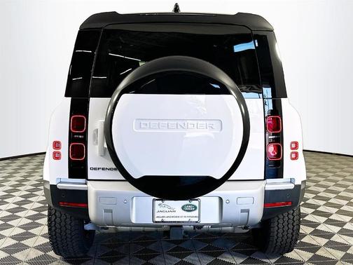 2025 Land Rover Defender P300