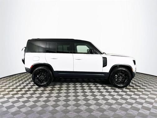 2025 Land Rover Defender P300