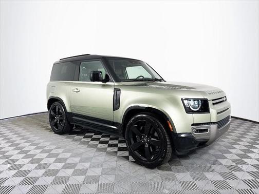 2025 Land Rover Defender P400 X-Dynamic SE