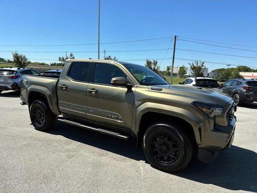 2024 Toyota Tacoma Hybrid TRD
