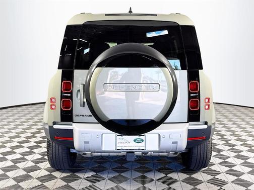 2025 Land Rover Defender P300