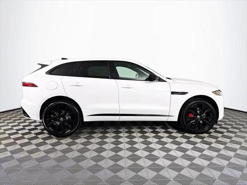 2026 Jaguar F-PACE P400 R-Dynamic S