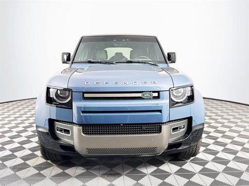2023 Land Rover Defender 110 X-Dynamic SE