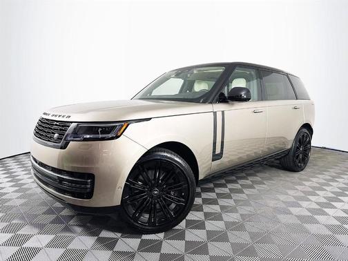 2025 Land Rover Range Rover P530 SE 7 Seat
