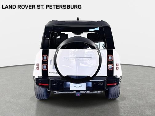 2026 Land Rover Defender P400 X-Dynamic SE