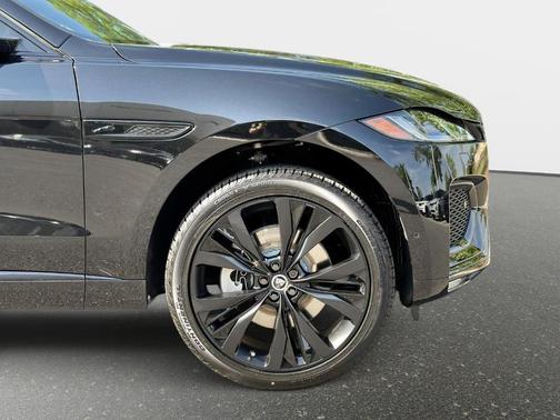 2026 Jaguar F-PACE P250 R-Dynamic S