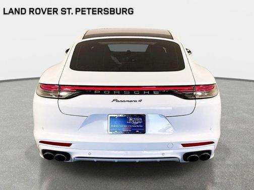 2023 Porsche Panamera 4 Platinum Edition