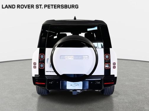 Borasco Grey 2026 Land Rover Defender P400 X-Dynamic SE