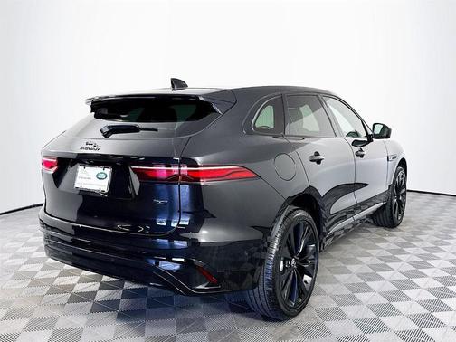 2026 Jaguar F-PACE P250 R-Dynamic S