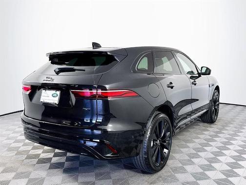 2026 Jaguar F-PACE P250 R-Dynamic S