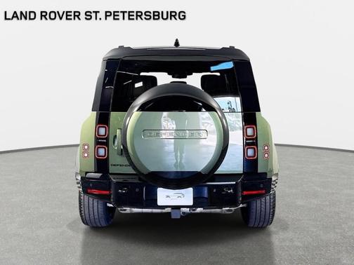 Woolstone Green 2026 Land Rover Defender P400 X-Dynamic SE