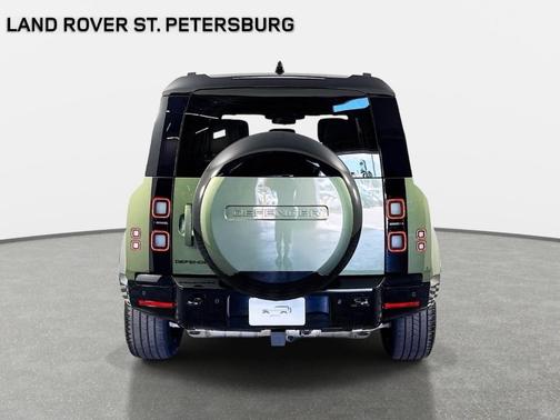 Woolstone Green 2026 Land Rover Defender P400 X-Dynamic SE
